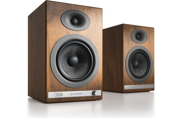 Kanto ORA, Audioengine HD5 and Sonus faber Duetto Powered Loudspeakers