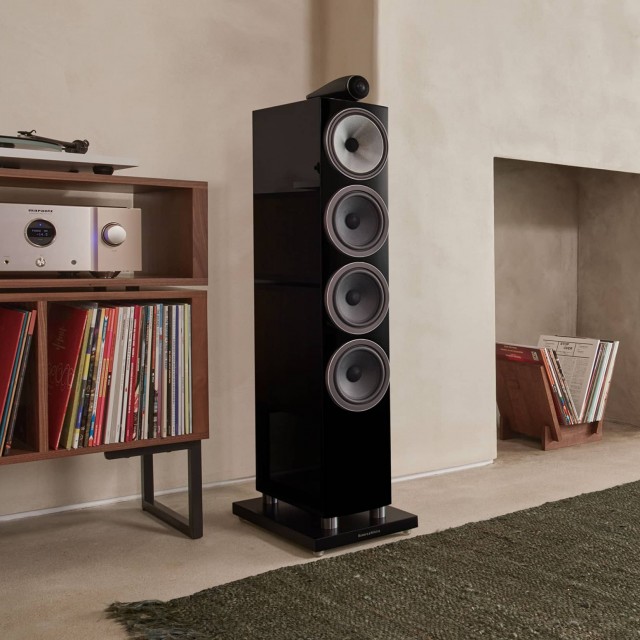Bowers Wilkins 700 S3