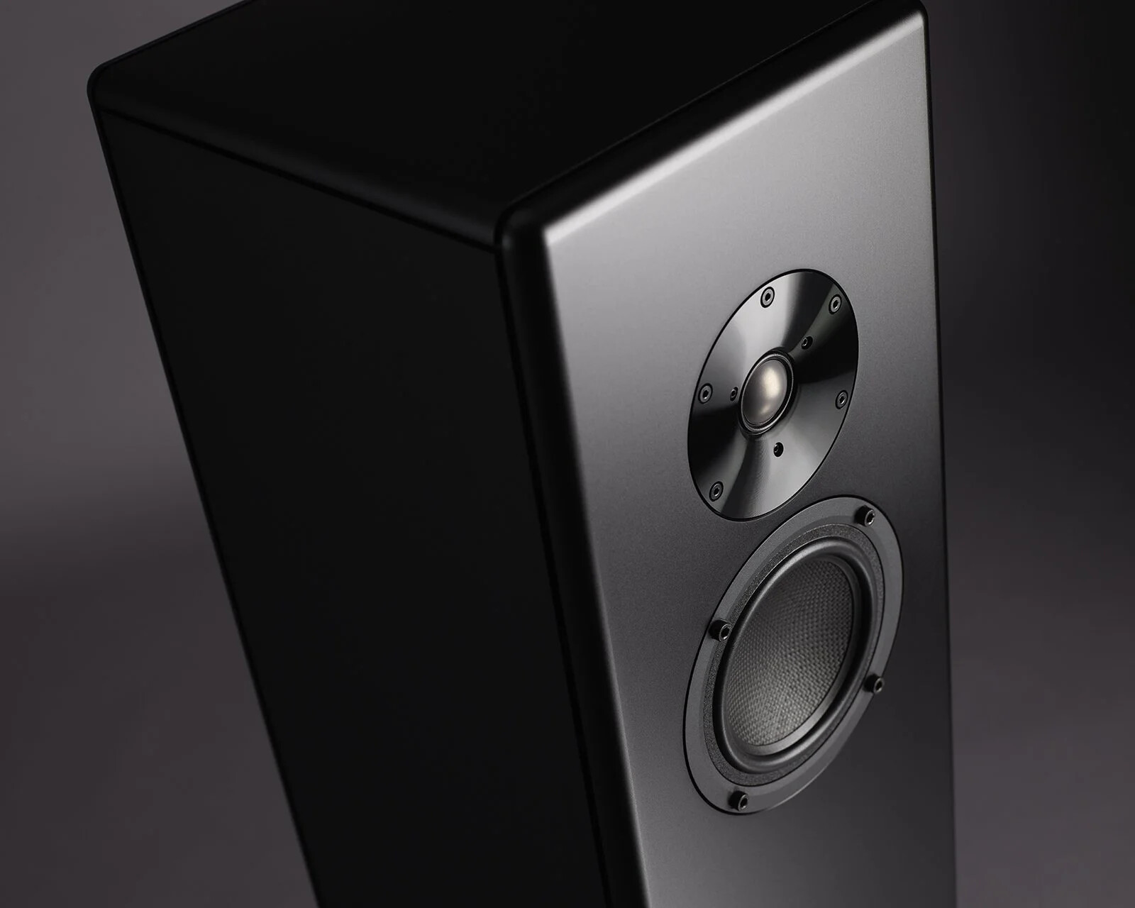 The new 28 mm beryllium tweeter and 5 inch midrange of the Magico A3 2027
